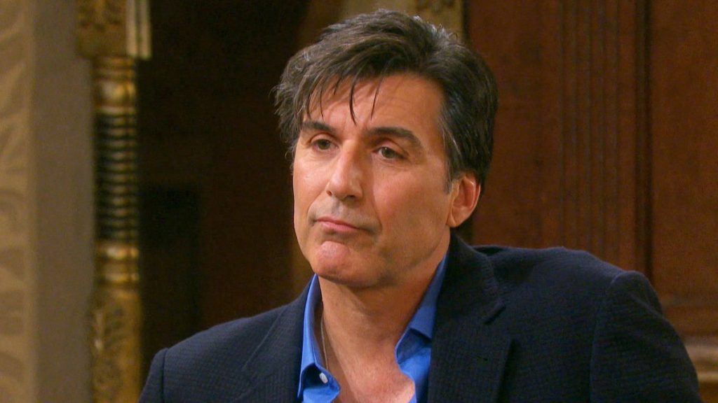 Vincent Irizarry (Dr. Jordan Armstrong)