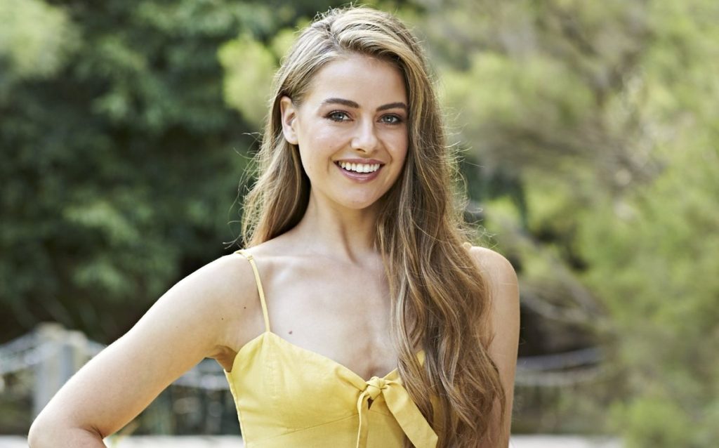 Neighbours - Chloe Brennan (April Rose Pengilly)