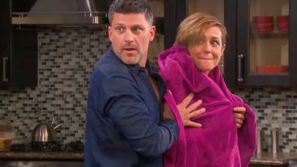 Eric Brady (Greg Vaughan) and Nicole Walker (Arianne Zucker)