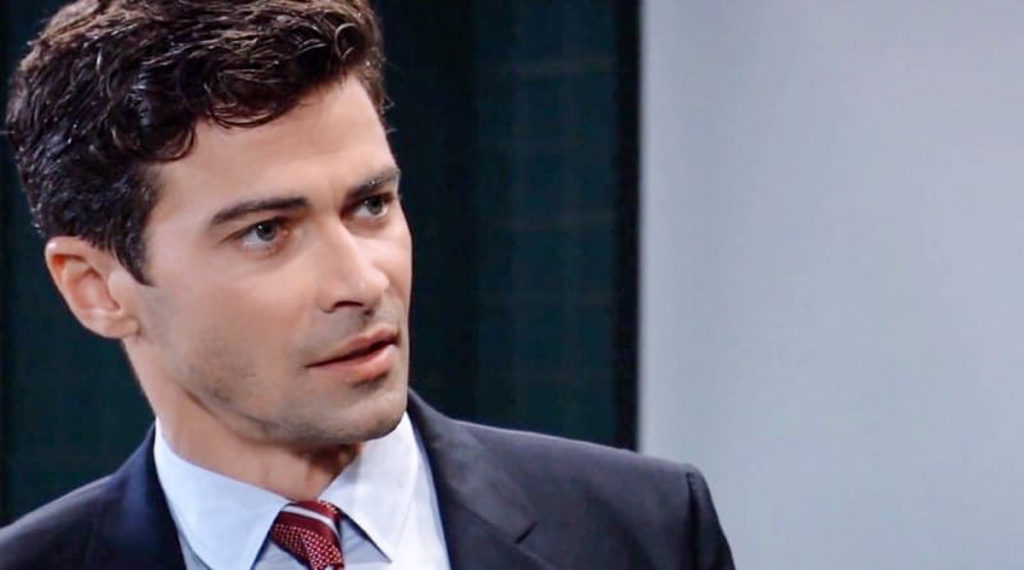 Matt Cohen (Dr. Griffin Munro)