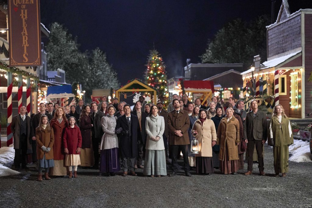 Hallmark Channel News: Finally, an Update on When Calls the Heart: Home for Christmas