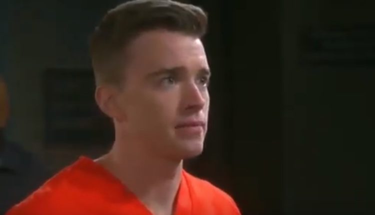 Days of Our Lives: Horton (Chandler Massey) 