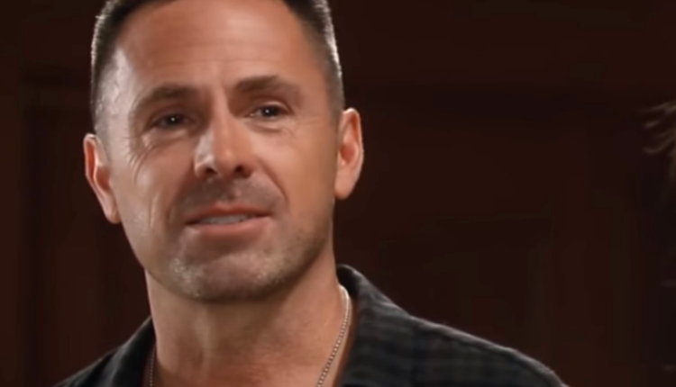 General Hospital William deVry (Julian Jerome)