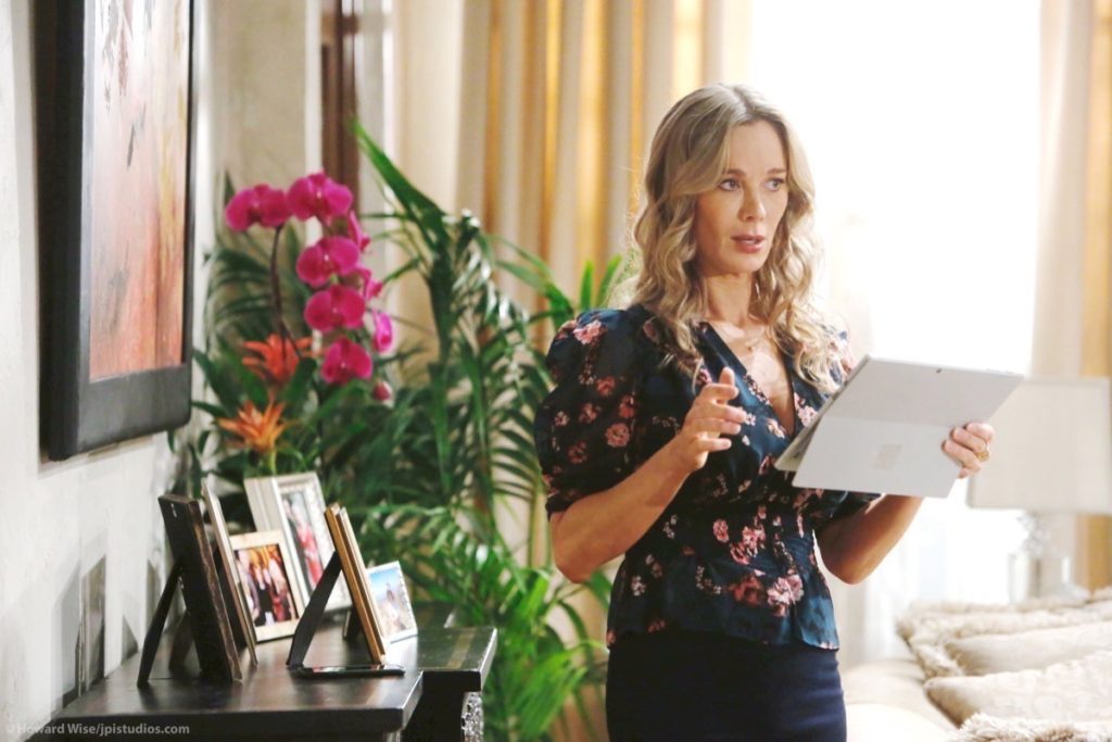 The Bold and the Beautiful Spoilers: Jennifer Gareis Hints At Payback – Donna To Prove Quinn As Unstable