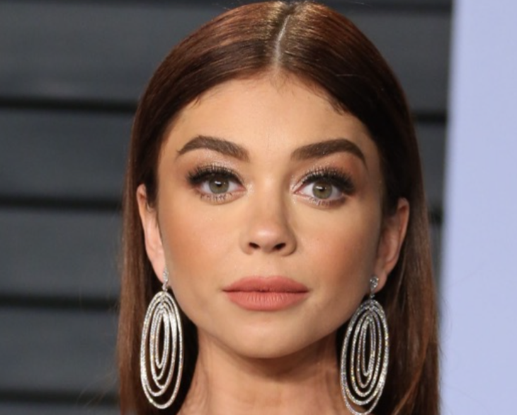 Sarah Hyland Explains How She Would Be A Villain On The Bachelor