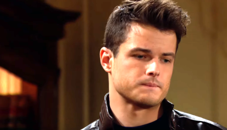 The Young and the Restless: Kyle Abbott (Michael Mealor)