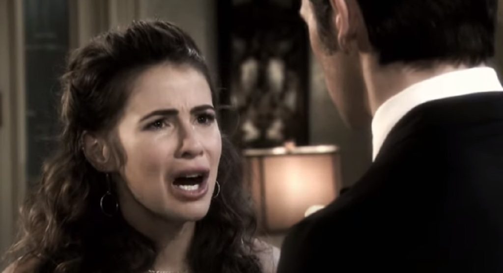 Days of Our Lives Spoilers Sarah Horton, Linsey Godfrey - NBC DOOL updates