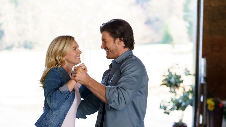 Hallmark Channel News: Love In The Forecast Turns 'Un-Dater' Into A Man Magnet!