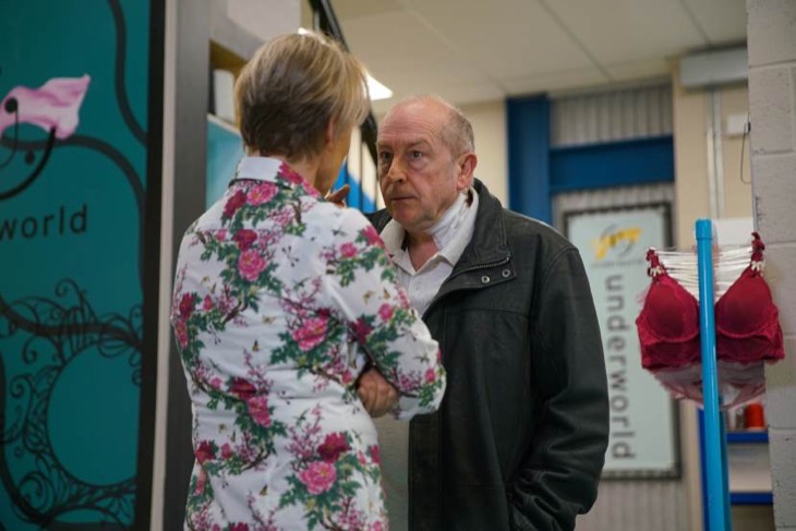 Coronation Street Spoilers: Sally In Danger? Could Geoff Kill To Keep Her Quiet?