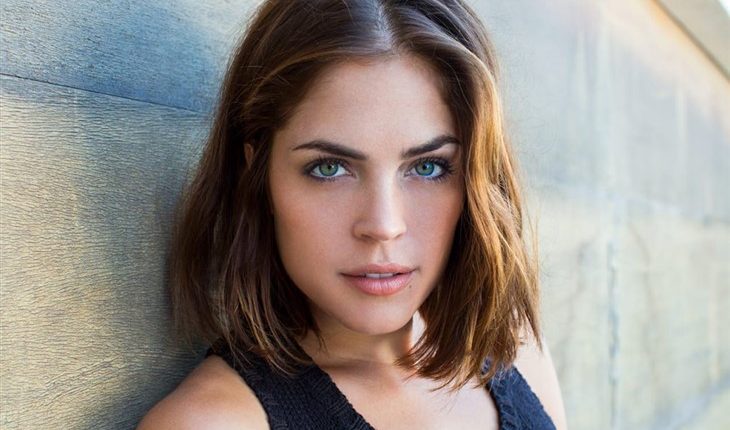 General Hospital – Kelly Thiebaud ( Dr. Britt Westbourne) (730 x 487)