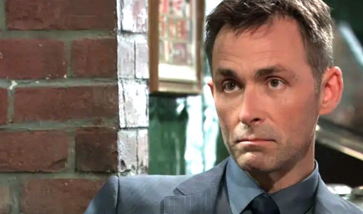 General Hospital: Valentin Cassadine (James Patrick Stuart) 