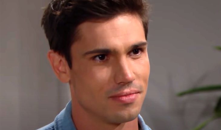 The Bold And The Beautiful – Dr. John Finnegan (Tanner Novlan) (730 x ...