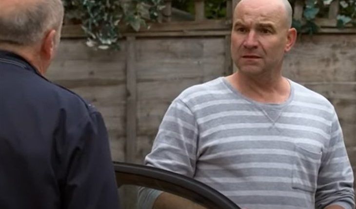 Coronation Street – Geoff Metcalfe (Ian Barthomolew) Tim Metcalfe (Joe Duttine) (730 x 505)