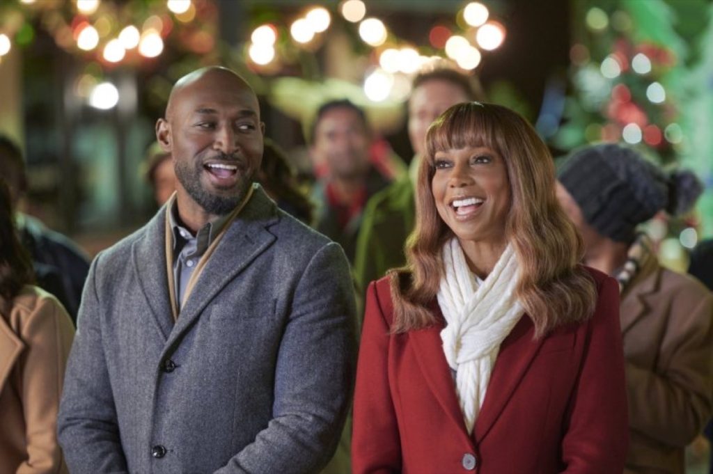 Hallmark Channel News: Holly Robinson Peete Stars In ‘The Christmas Doctor’