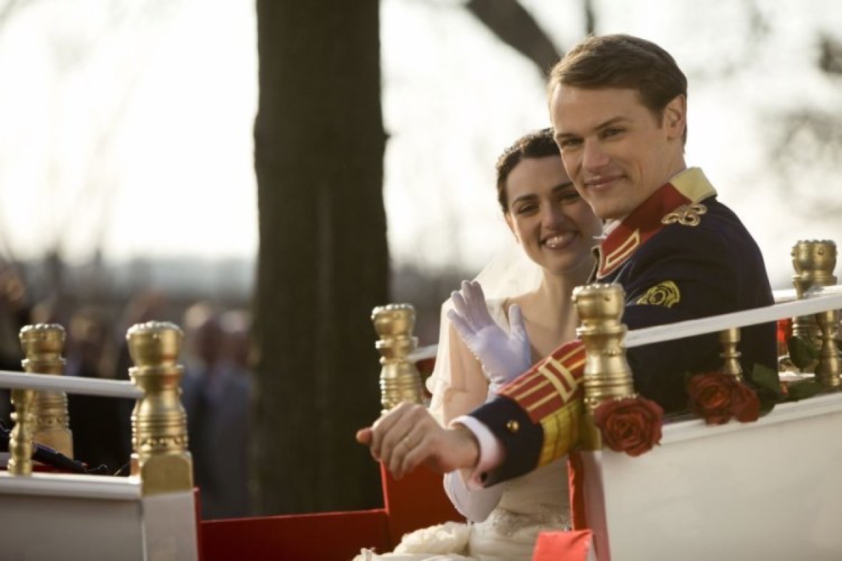 Hallmark Channel News: Outlander Star Sam Heughan Was In A Hallmark Christmas Movie, Find Out Which One