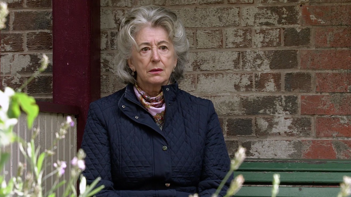 Coronation Street Spoilers: More Evelyn Plummer! Dame Maureen Lipman Signs Contract Until 2021