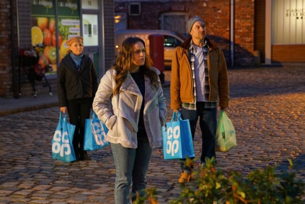 Coronation Street Spoilers: Ray Giggles With Glee - Tim And Sally Homeless, But Faye Has A Plan
