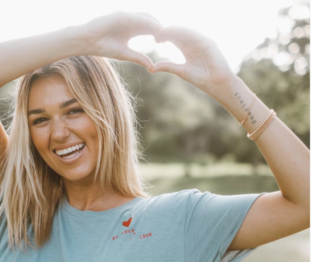 Duck Dynasty Sadie Robertson Unofficially Reveals Her Big Project Celebrating The Soaps 
