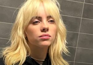 Billie Eilish's Blonde Hair Breaks The Internet ...