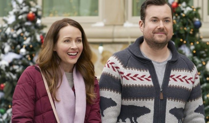 Hallmark Channel – Crashing Through The Snow