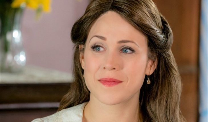 Erin Krakow