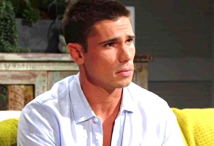 The Bold And The Beautiful: John Finn Finnegan (Tanner Novlan)