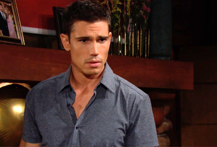 The Bold And The Beautiful: John Finn Finnegan (Tanner Novlan)