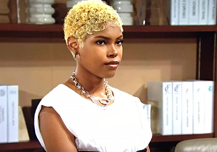 The Bold And The Beautiful: Paris Buckingham (Diamond White)