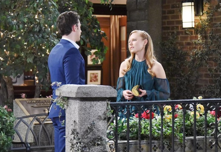 Days Of Our Lives: Chad DiMera (Billy Flynn) and Abigail DiMera (Marci Miller) 