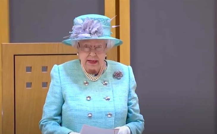 Royal Family News: Fish Knives Are Banned At The Royal Table For This Reason