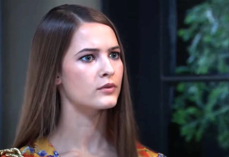 General Hospital: Esme Prince (Kristen Avery Pohl) 