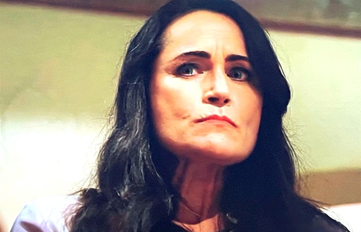 The Bold And The Beautiful: Quinn Forrester (Rena Sofer)