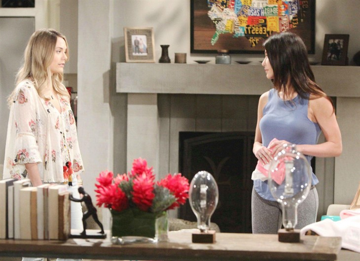 The Bold And The Beautiful: Steffy Forrester (Jacqueline Macinnes Wood)Hope Spencer (Annika Noelle)