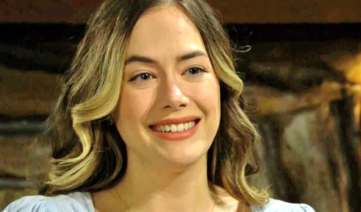 The Bold And The Beautiful – Hope Logan (Annika Noelle)