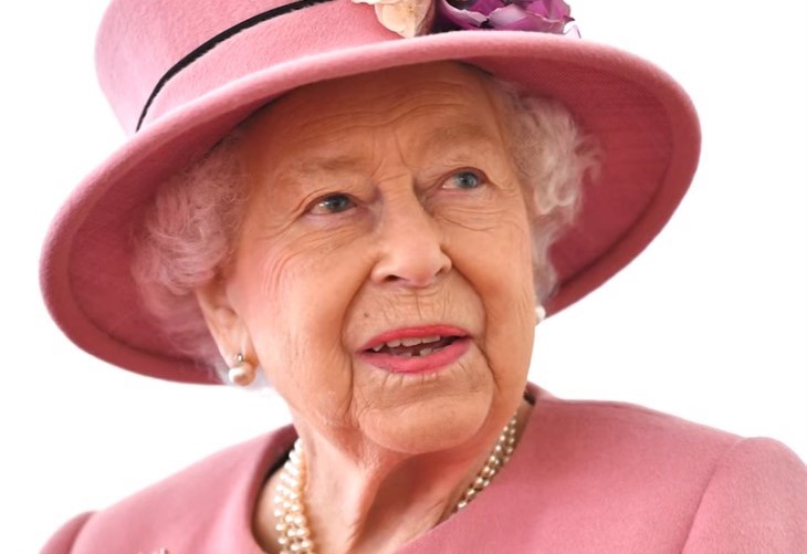 Queen Elizabeth 