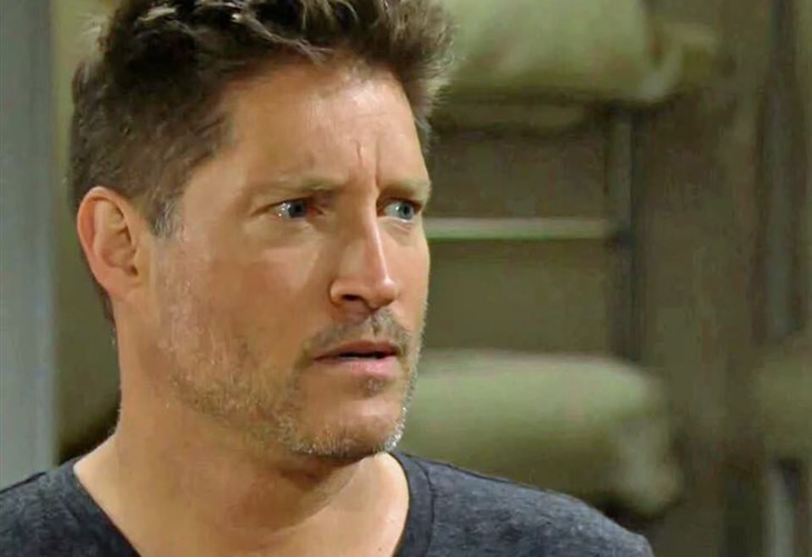 The Bold And The Beautiful: Deacon Sharpe (Sean Kanan).