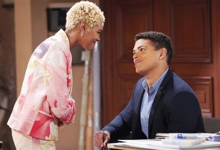 The Bold And The Beautiful: Zende Forrester (Delon de Metz) Paris Buckingham (Diamond White)