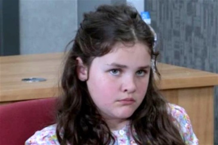 Coronation Street: Hope (Isabella Flanagan)