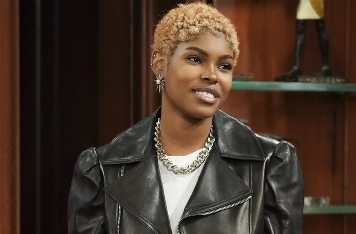 The Bold And The Beautiful:Paris Buckingham (Diamond White)