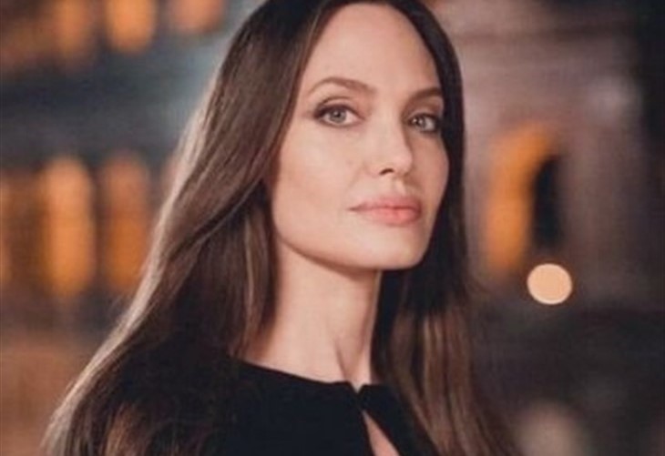 Angelina Jolie 