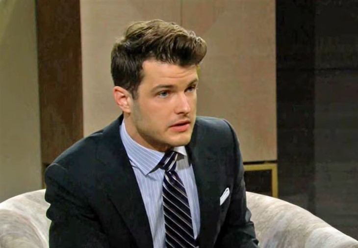 The Young And The Restless; Kyle Abbott (Michael Mealor)