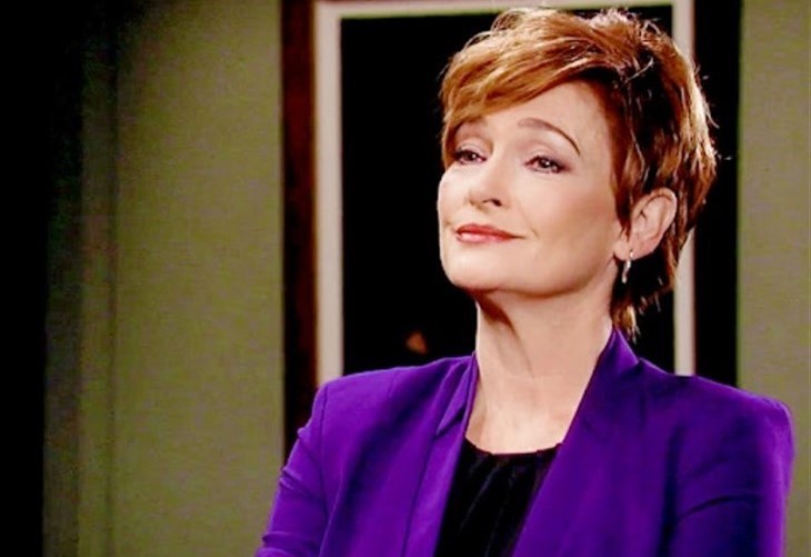 General Hospital: Diane Miller (Carolyn Hennesy)