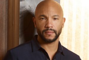 Stephen Bishop Guest Stars On The Equalizer As Robyn’s Ex-Husband