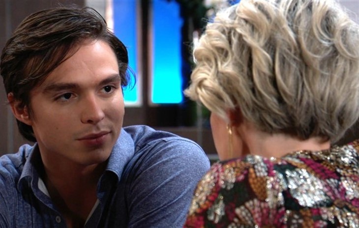 General Hospital: Ava Jerome (Maura West) Spencer Cassadine (Nicholas Chavez)