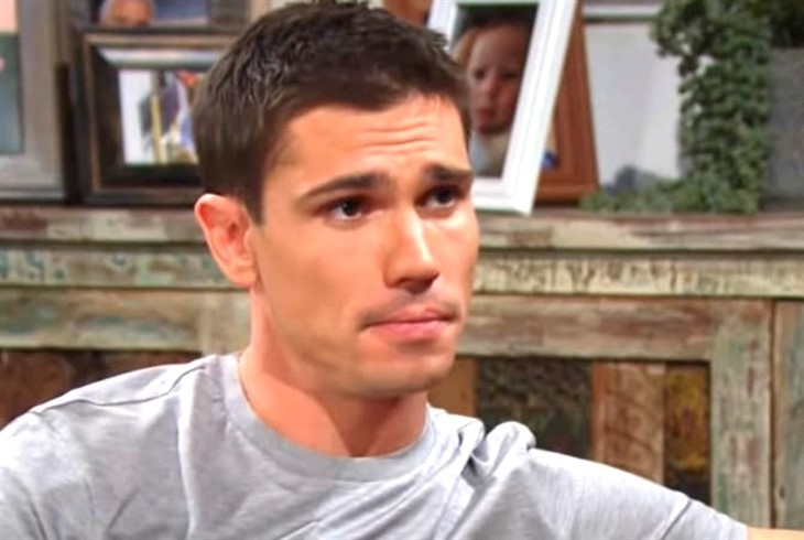 The Bold And The Beautiful: John Finn Finnegan (Tanner Novlan)