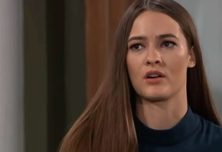 General Hospital: Esme Prince (Avery Kristen Pohl)