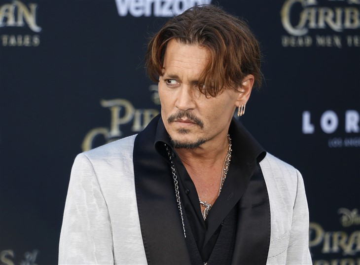 Johnny Depp Will NOT Look At Amber Heard During $50 Million Trial: Here ...