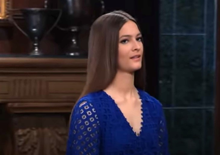 General Hospital: Esme Prince (Avery Kristen 