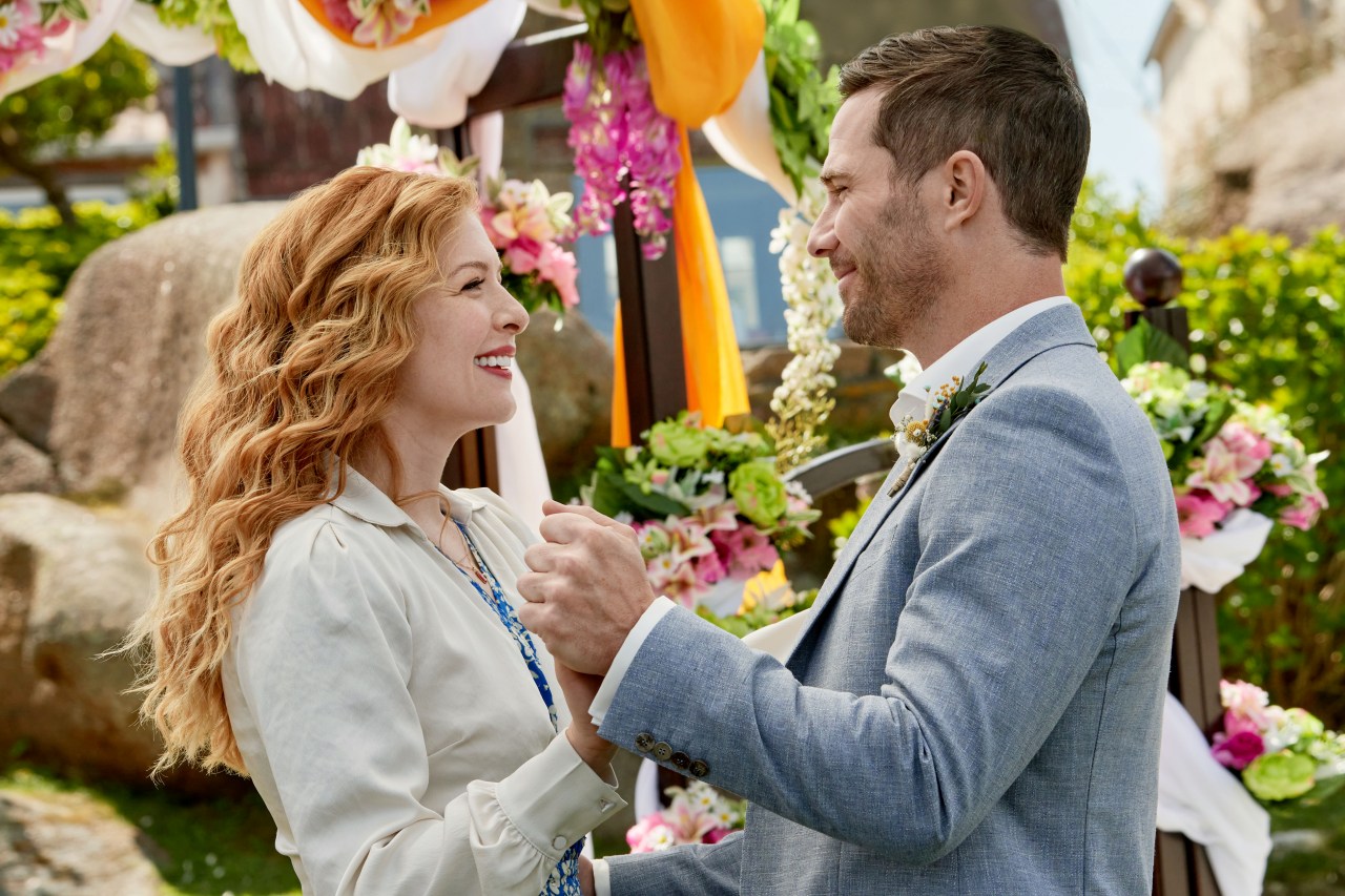 Rachelle Lefevre and Luke Macfarlane on the set of Moriah's Lighthouse on Hallmark