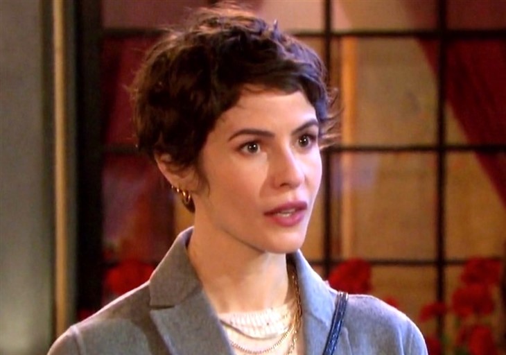 Days Of Our Lives: Sarah Horton (Linsey Godfrey) Gwen Rizczech (Emily O’Brien).